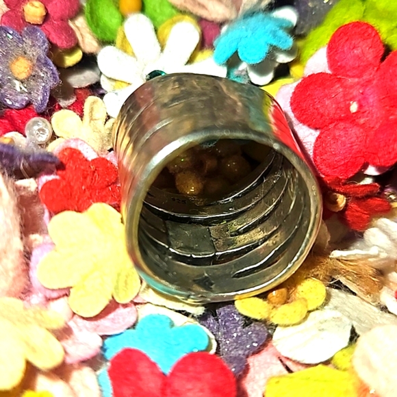 SILPADA vintage 925 sterling silver flower ring with garnet stone - Picture 3 of 8